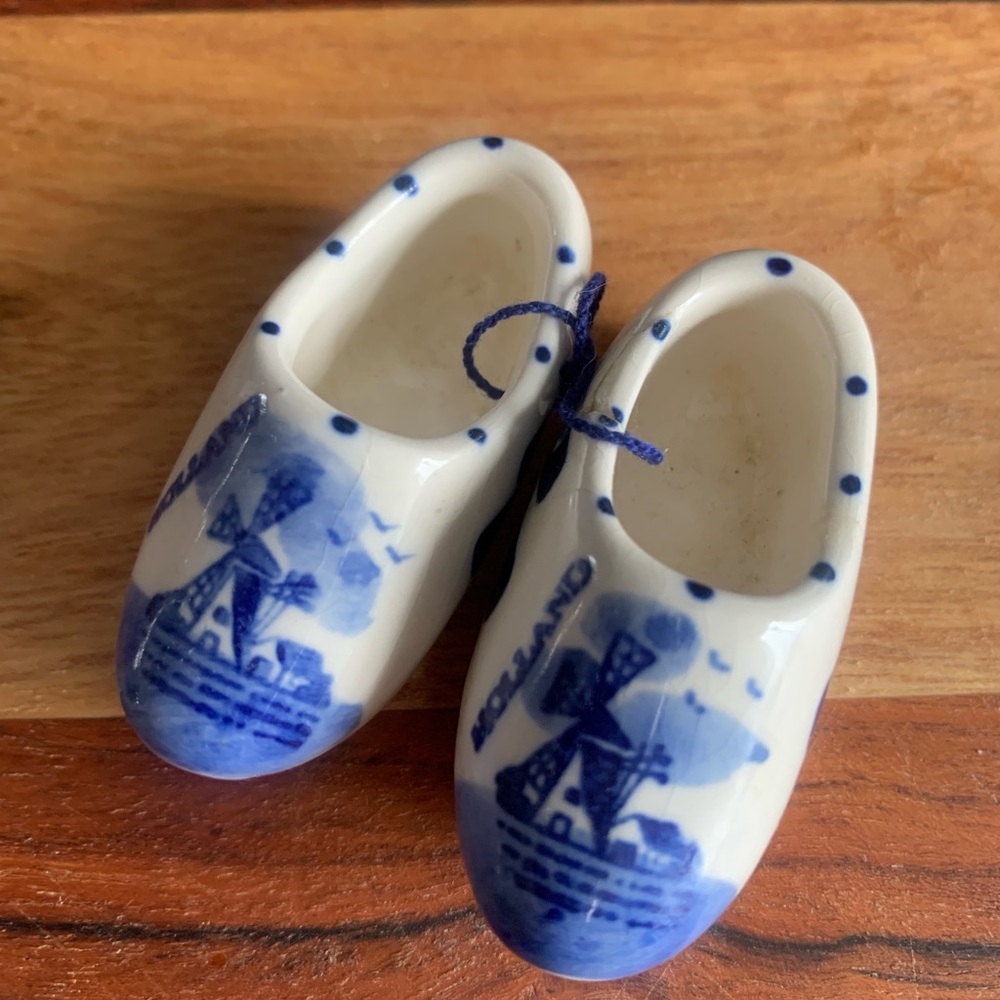 Vintage Delft Holland blue and white ceramic mini clogs